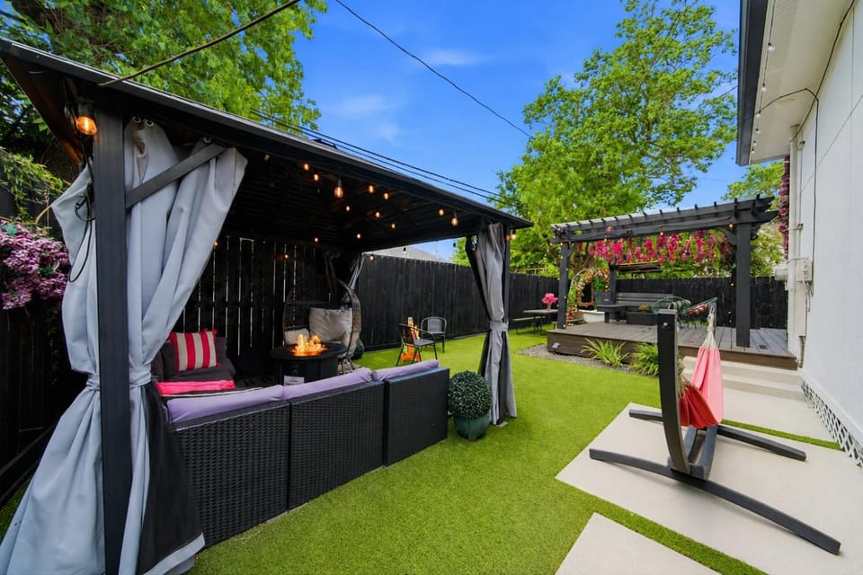 Patio, Garden, Seating area