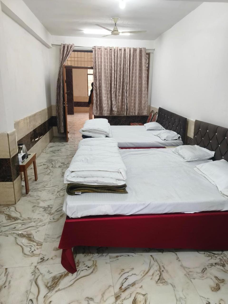 Nearest Khumbmela Hotel For Family Bed and Breakfast in Uttar Pradesh