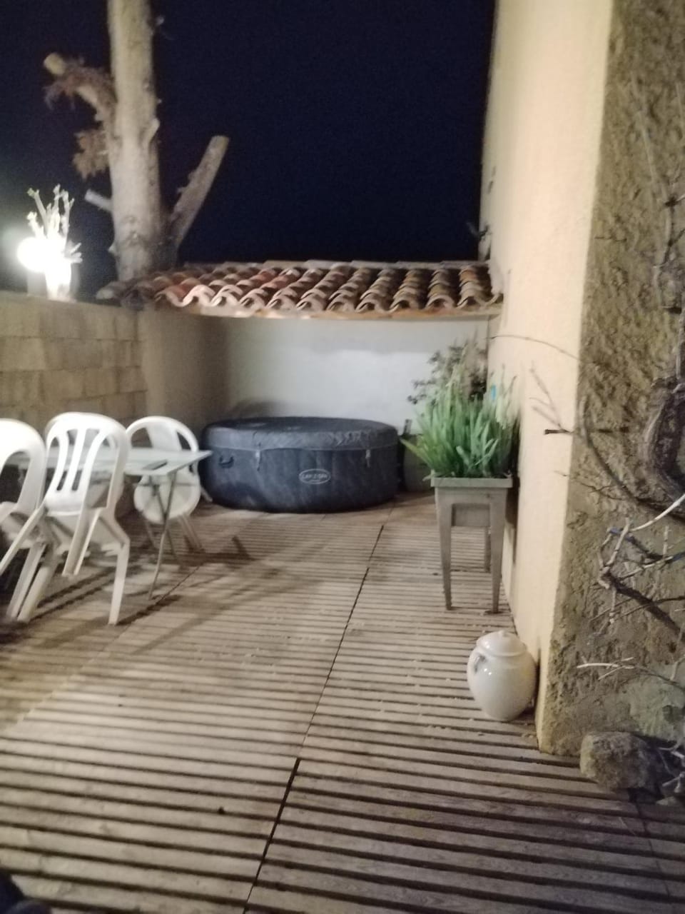 Maison avec jacuzzi 2ch 2sdb House in Carpentras