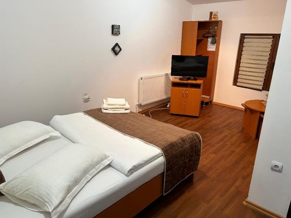 Pensiunea Marmis Bed and Breakfast in Romania