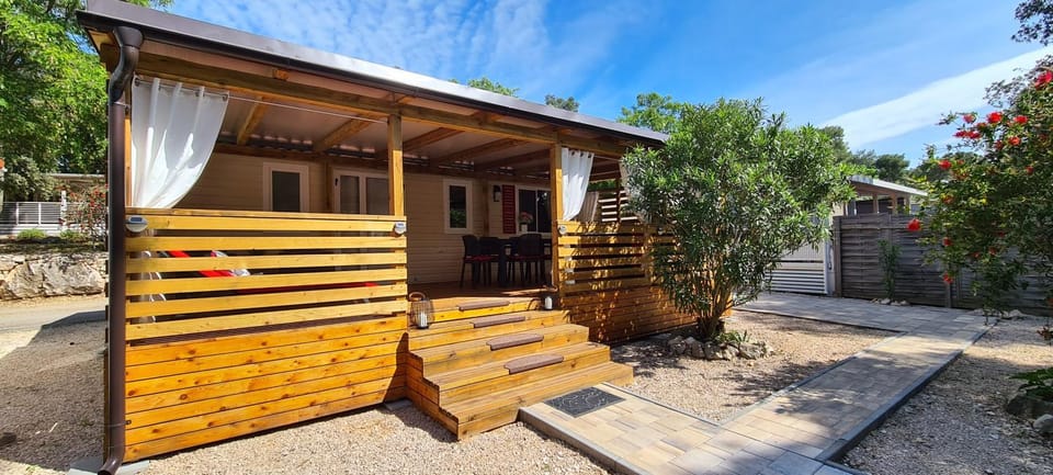 Blue Wave Mobile Home Two Apartment in Biograd na Moru