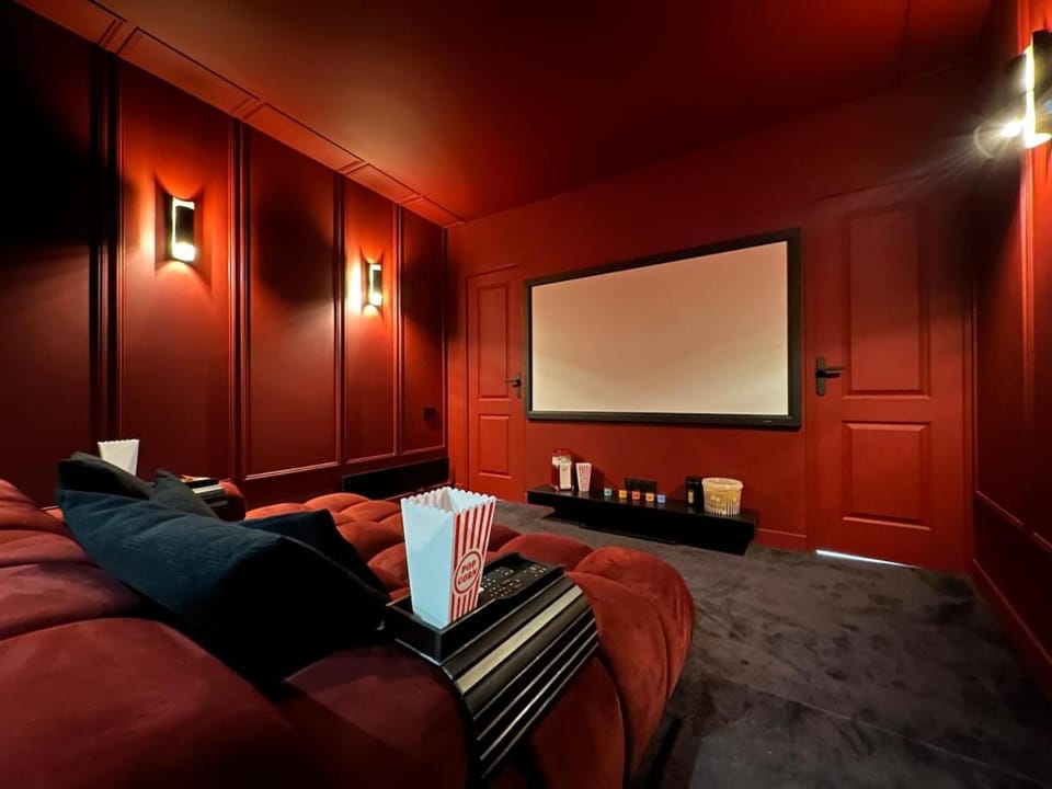 TV and multimedia, Living room