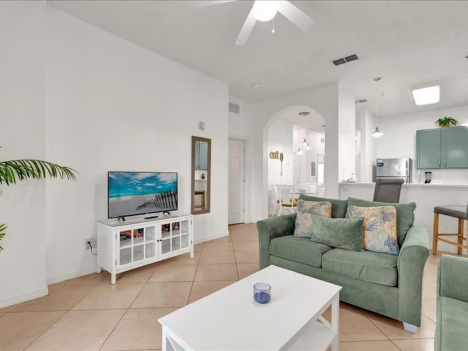 3 Bedroom Condo In Fabulous Resort Near Disney World House in Polk County