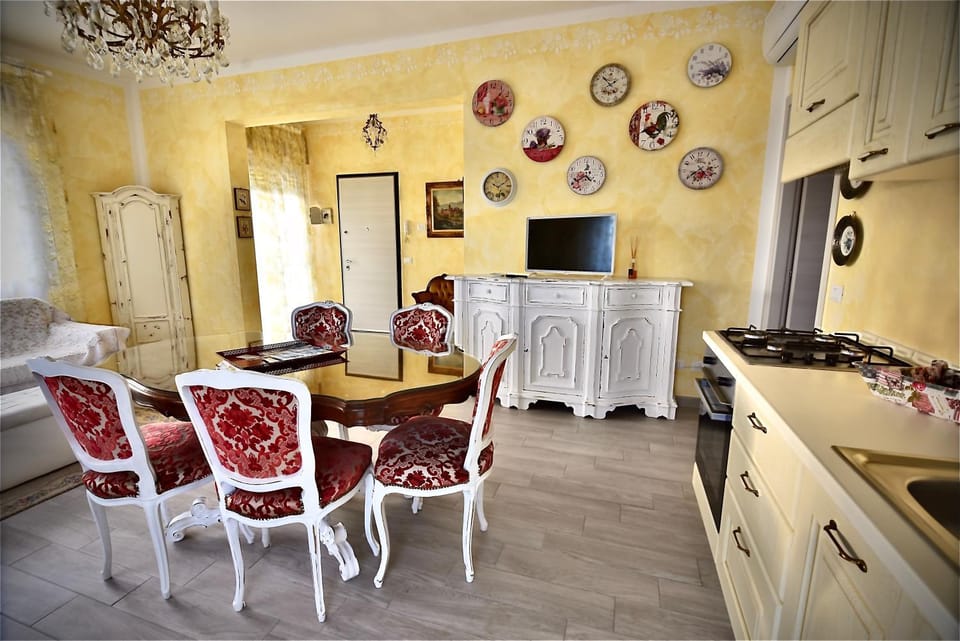 Le Bouganville Apartment Apartment in Desenzano del Garda