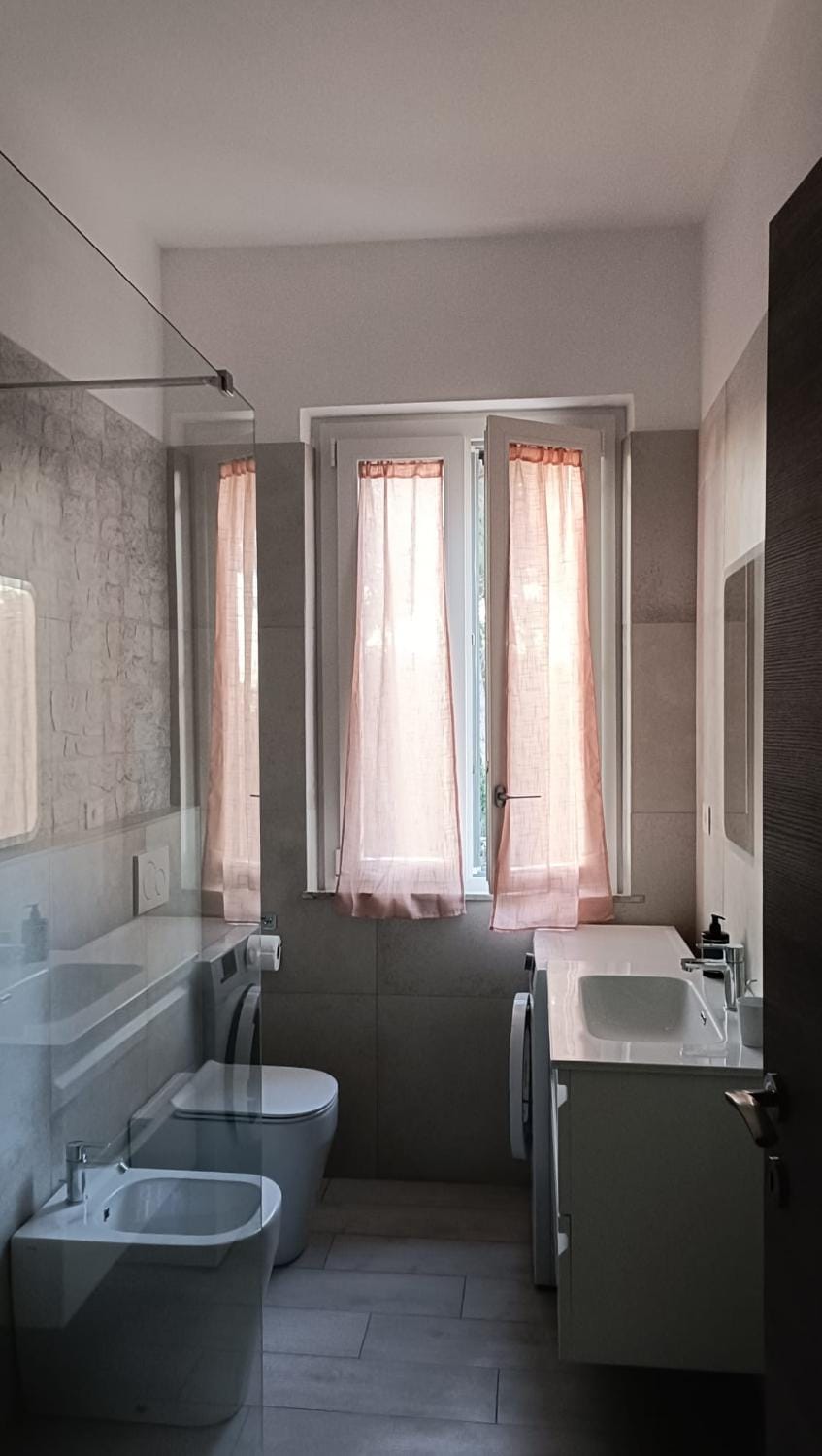 Shower, Bathroom, hair dryier, washing machine