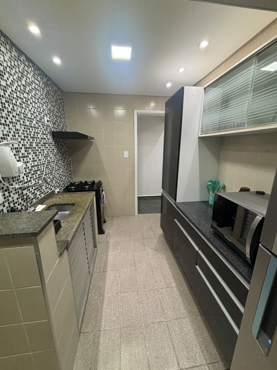 Guarujá, Asturias, 200 mts da praia Apartment in State of São Paulo