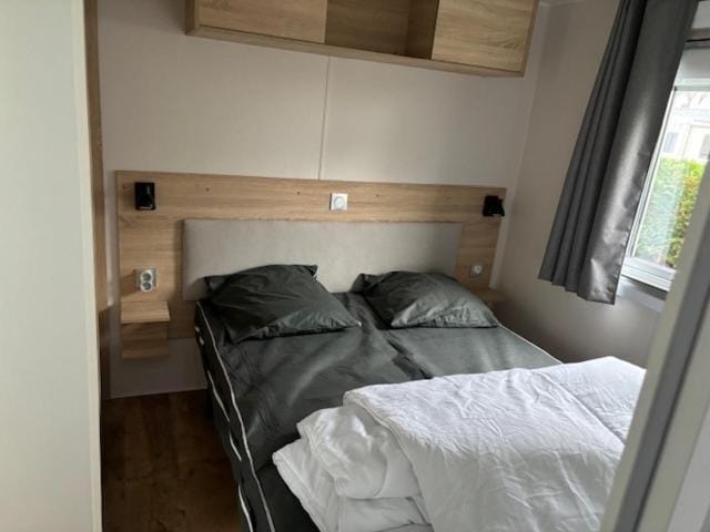 Amira 6-8 personnes Campground/ 
RV Resort in Saint-Jean-de-Monts