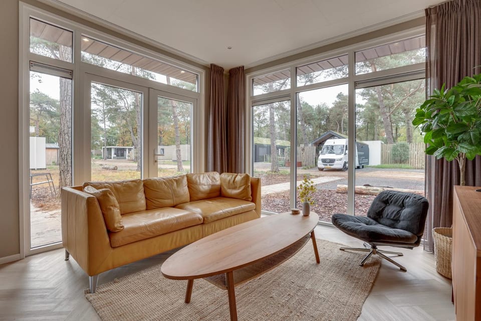 View (from property/room), Living room, Seating area