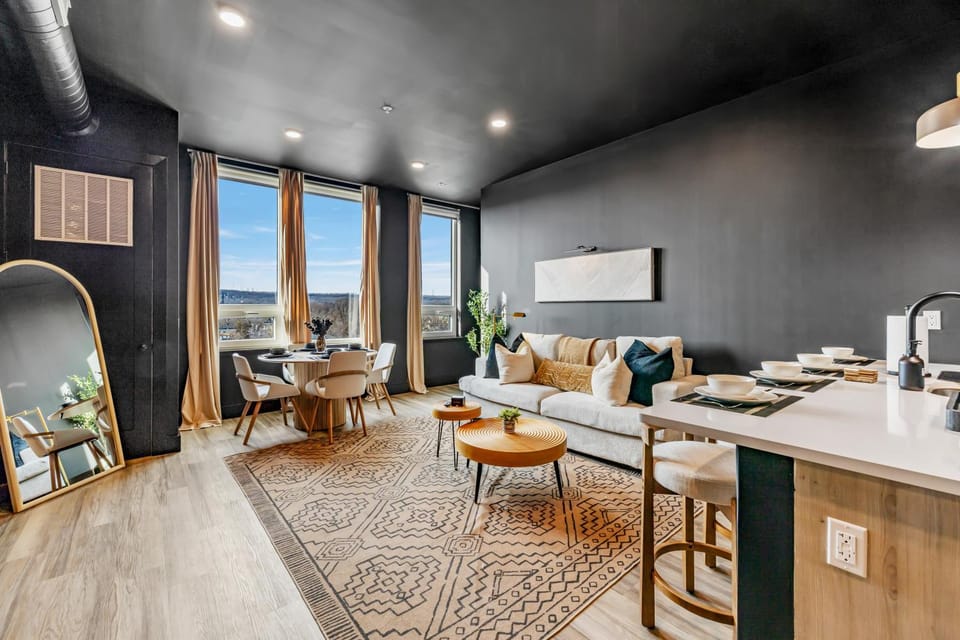 Living room, Seating area, Dining area