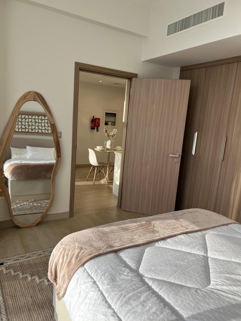 Bedroom, wardrobe