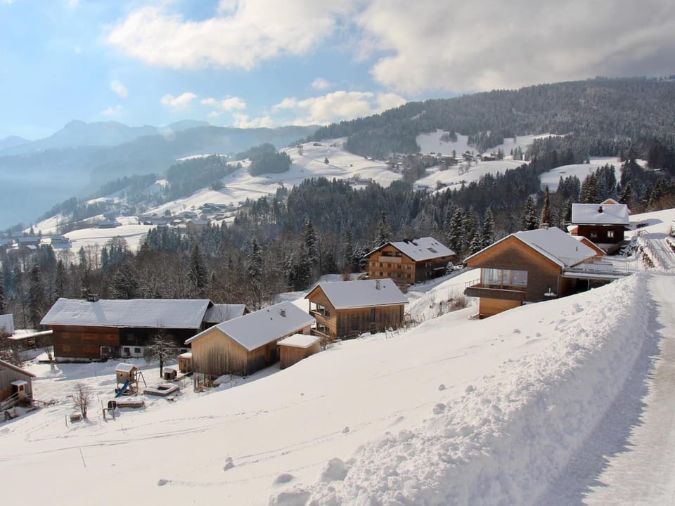 Property building, Day, Natural landscape, Winter, Mountain view