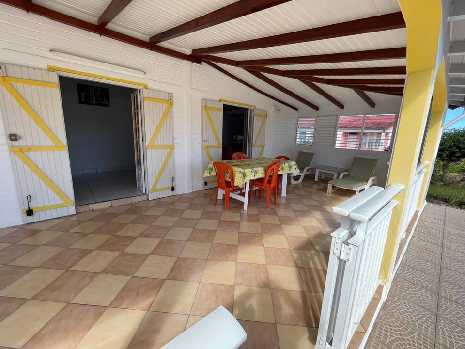 Patio, Day, View (from property/room), Balcony/Terrace, Dining area