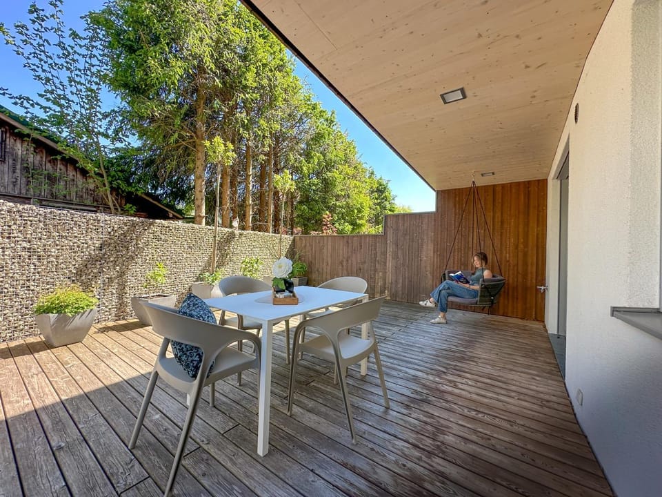 Balcony/Terrace, Balcony/Terrace