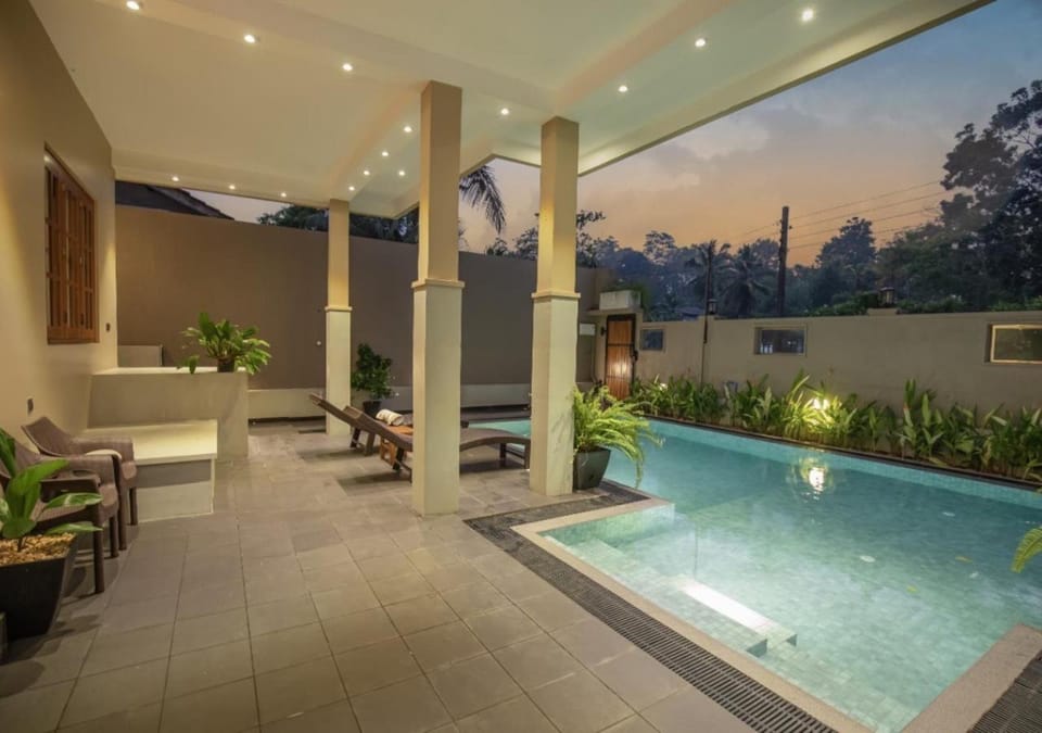 Pool view, Swimming pool, Swimming pool