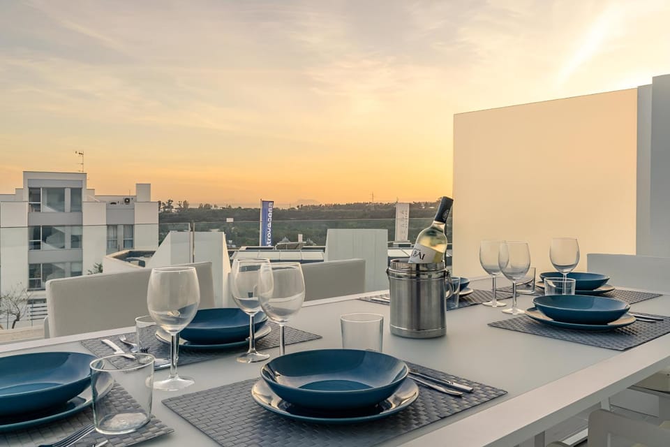 View (from property/room), Balcony/Terrace, Balcony/Terrace, Dining area