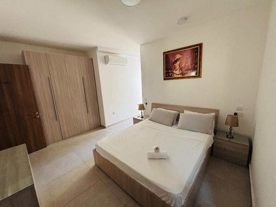 Charming 2 bedroom apartment near Sliema Beach PSCI2-1 Apartment in Sliema