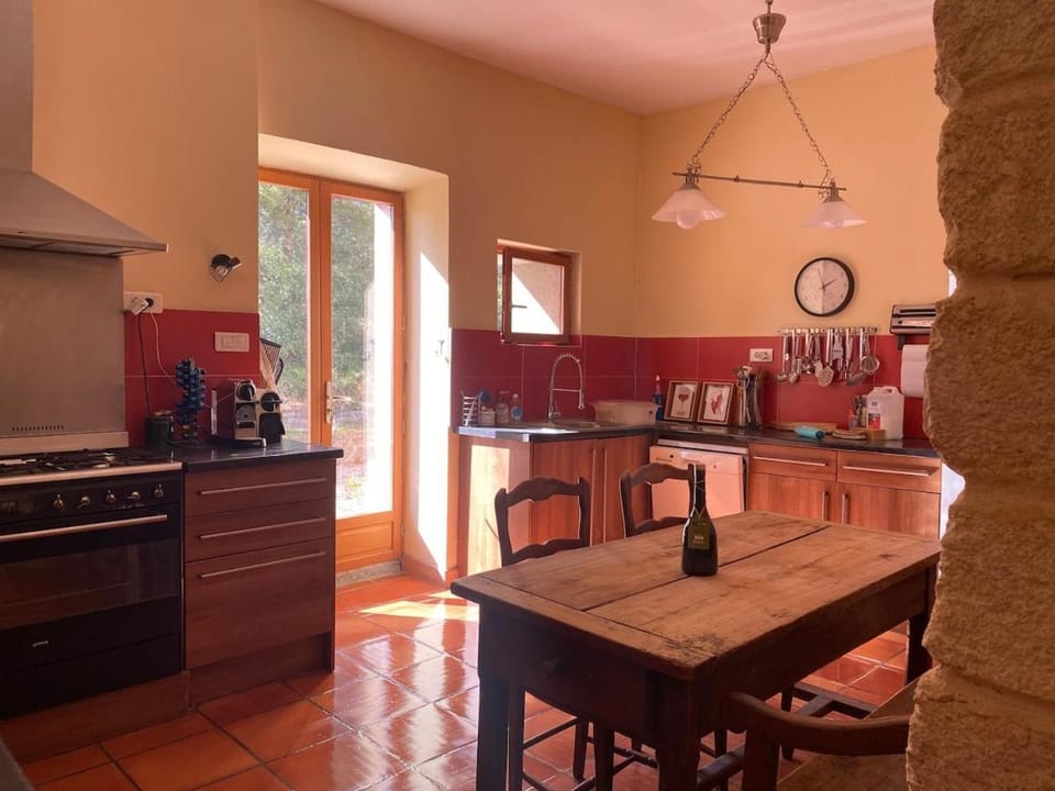 Kitchen or kitchenette, stove