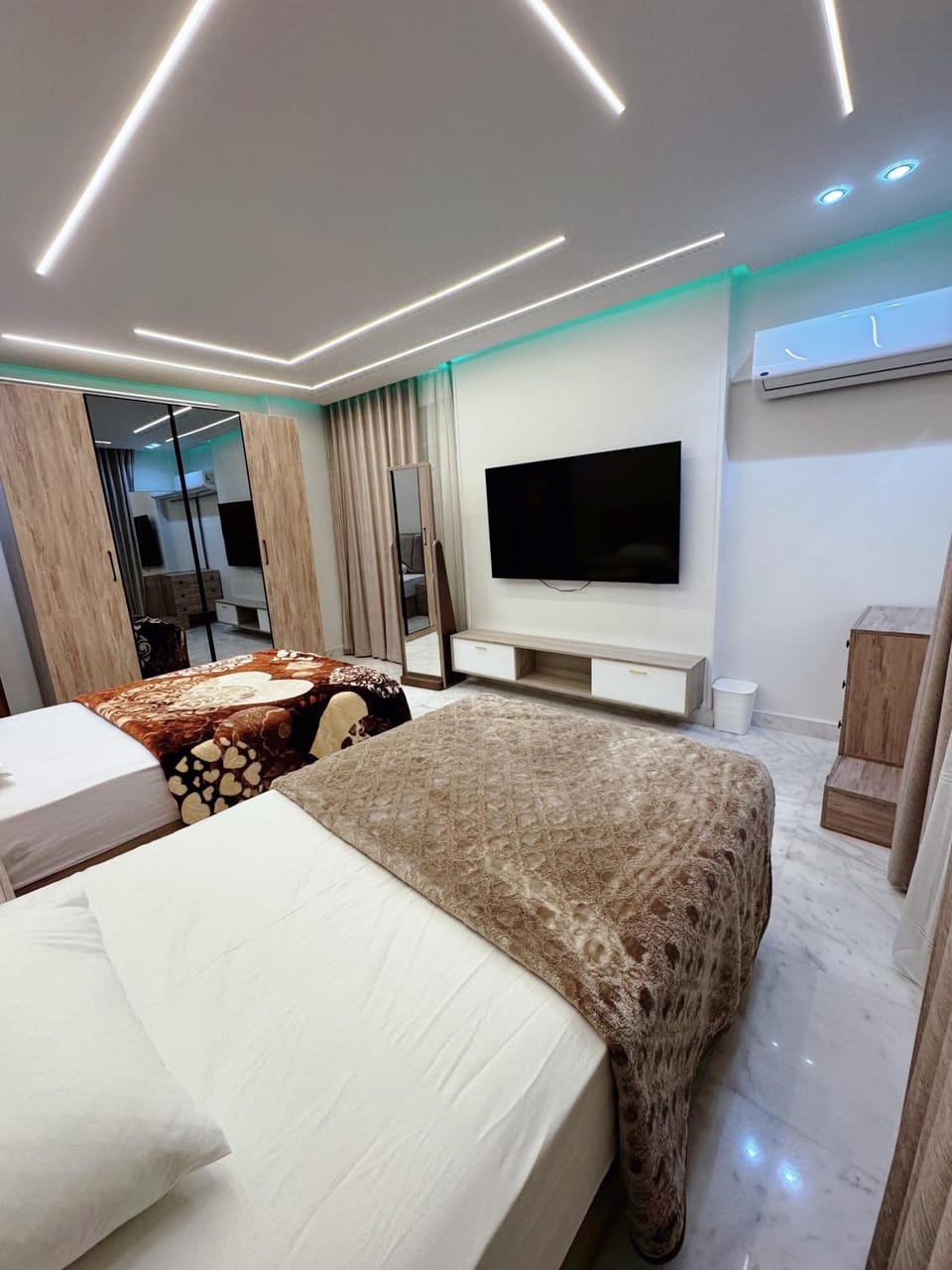 Luxury three bedroom duplexSheraton Airport Apartment in Cairo Governorate