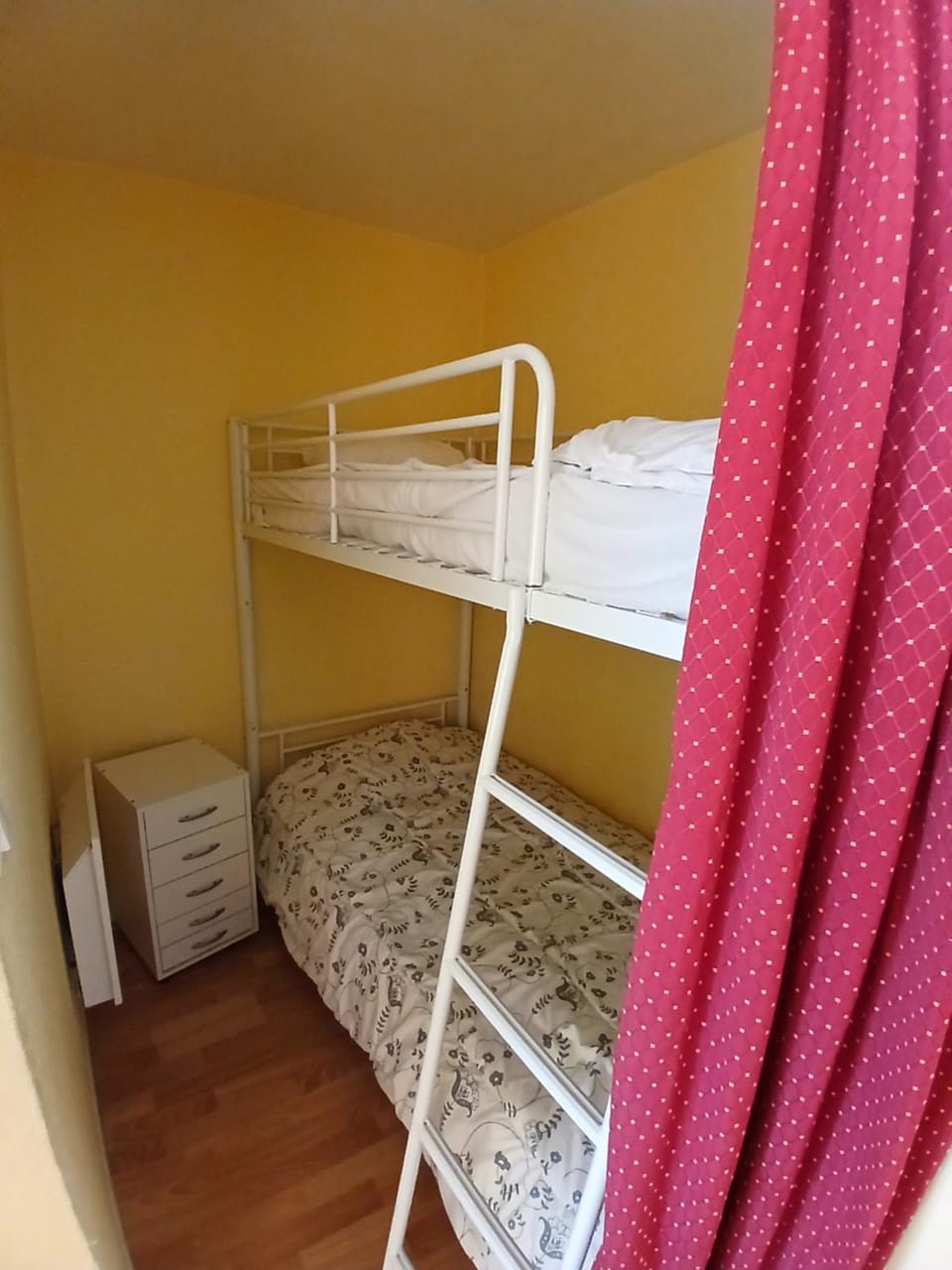 bunk bed