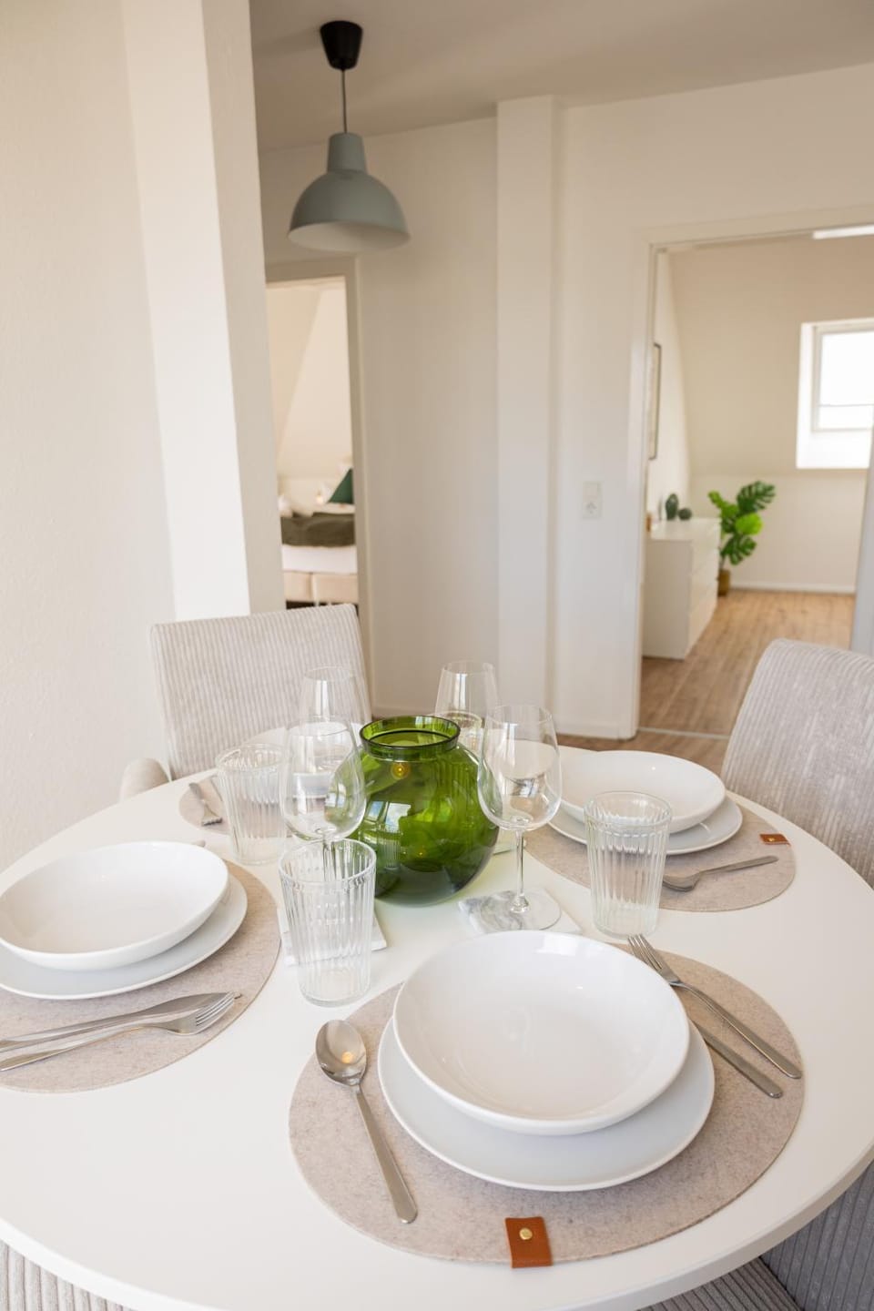 Seating area, Dining area