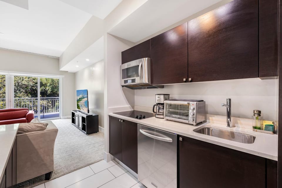 Dining area, microwave, oven, stove, toaster, kitchen