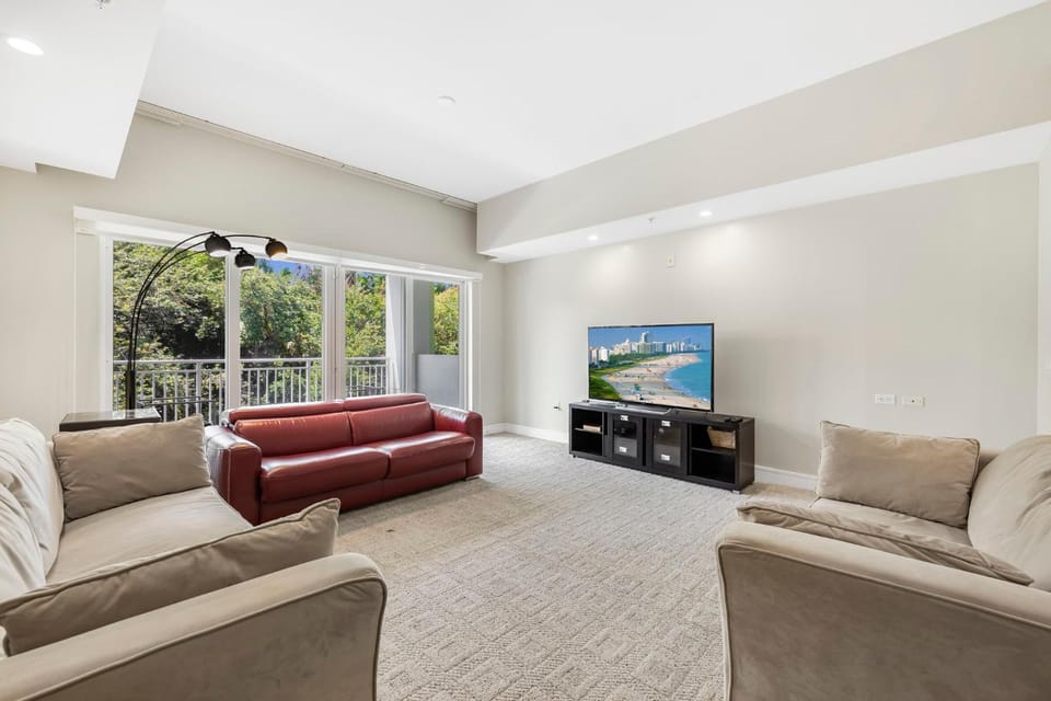 TV and multimedia, Living room, Seating area