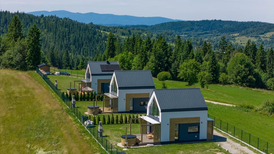 Domki z Widokiem Klikuszowa jacuzzi House in Lesser Poland Voivodeship