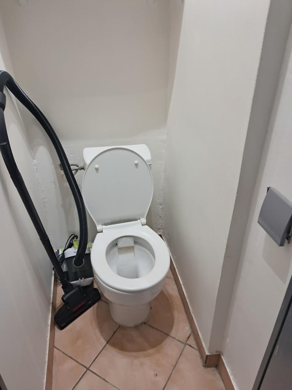 BudgetBnb 53, opera studio Apartment in Toulon