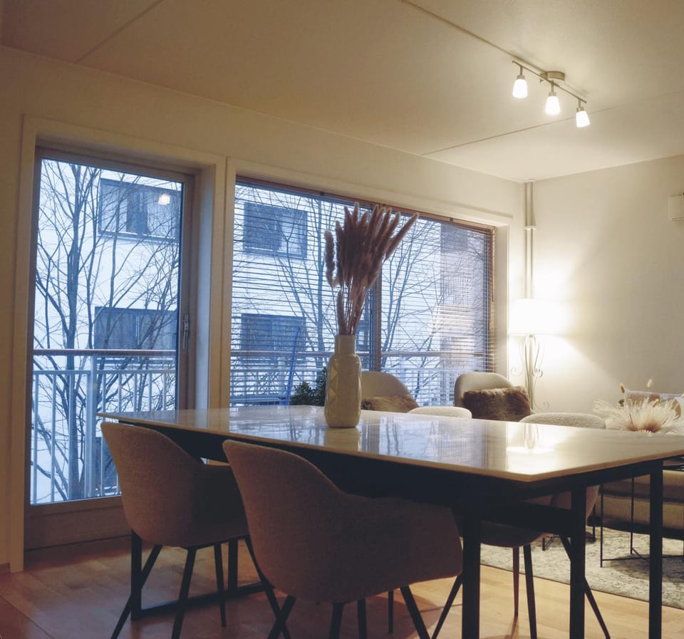 Living room, Dining area