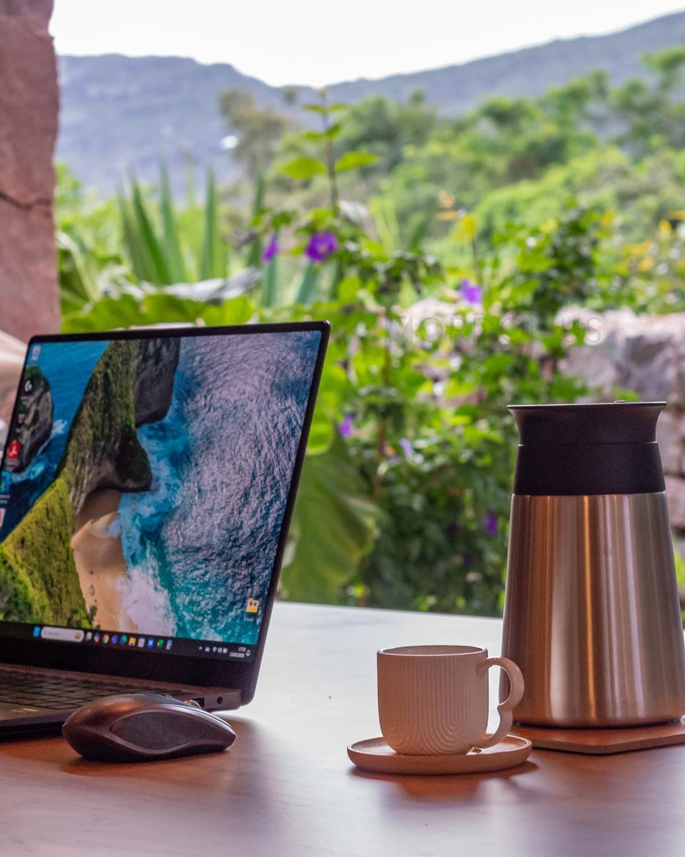Day, Natural landscape, Coffee/tea facilities, Mountain view