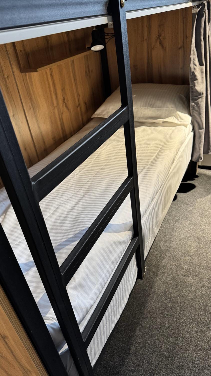 Bed, Photo of the whole room, Bedroom, bunk bed