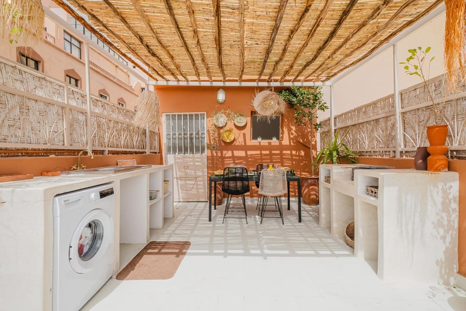 Maison 3 chambre avec bassin chauffée centre ville Gueliz Apartment in Marrakesh