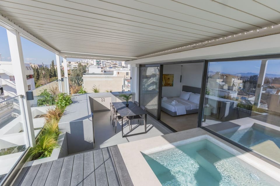 Hot Tub, View (from property/room), Balcony/Terrace, Pool view, Swimming pool