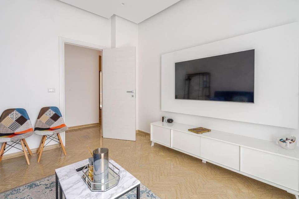 TV and multimedia, Living room