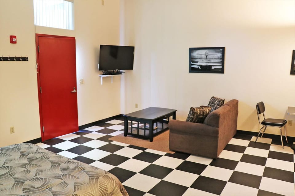 TV and multimedia, Living room, Photo of the whole room, Seating area