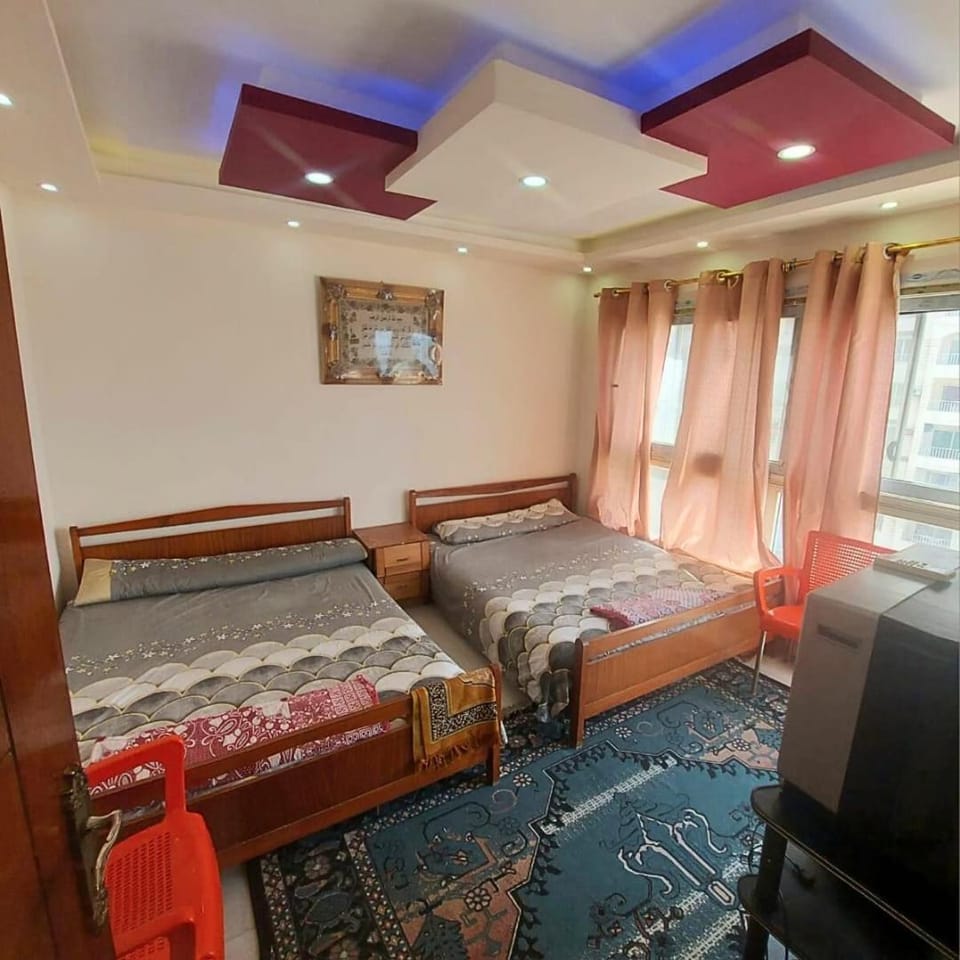 شقه ثلاث غرف نوم و 2 حمام كلها علي البحر Apartment in Alexandria