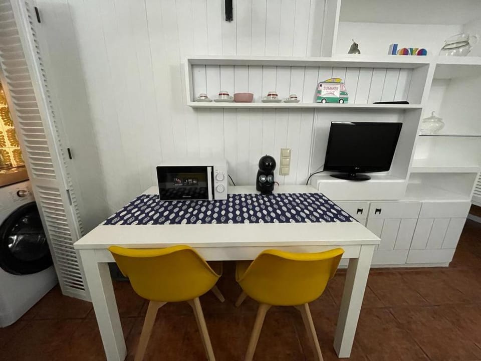 Ocean View Studio 2 with pool Apartment in Funchal
