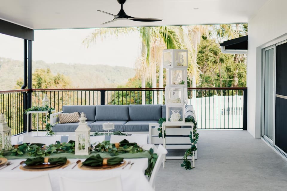 Natural landscape, Balcony/Terrace, Seating area, Dining area, Mountain view