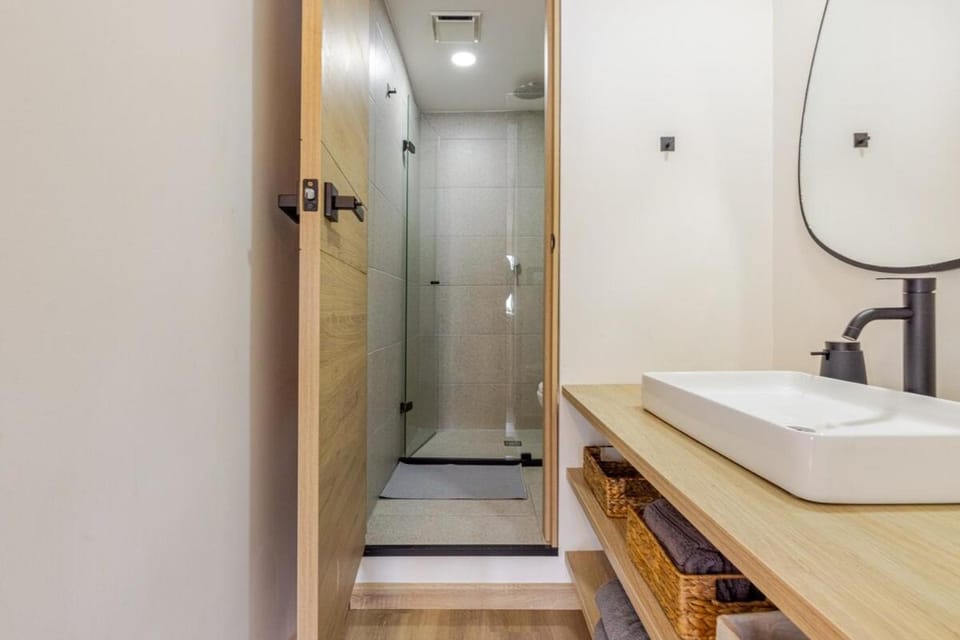 Shower, Bathroom