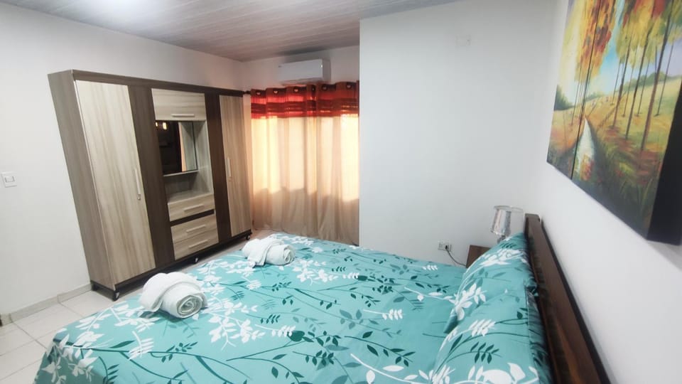 Bed, Bedroom, wardrobe