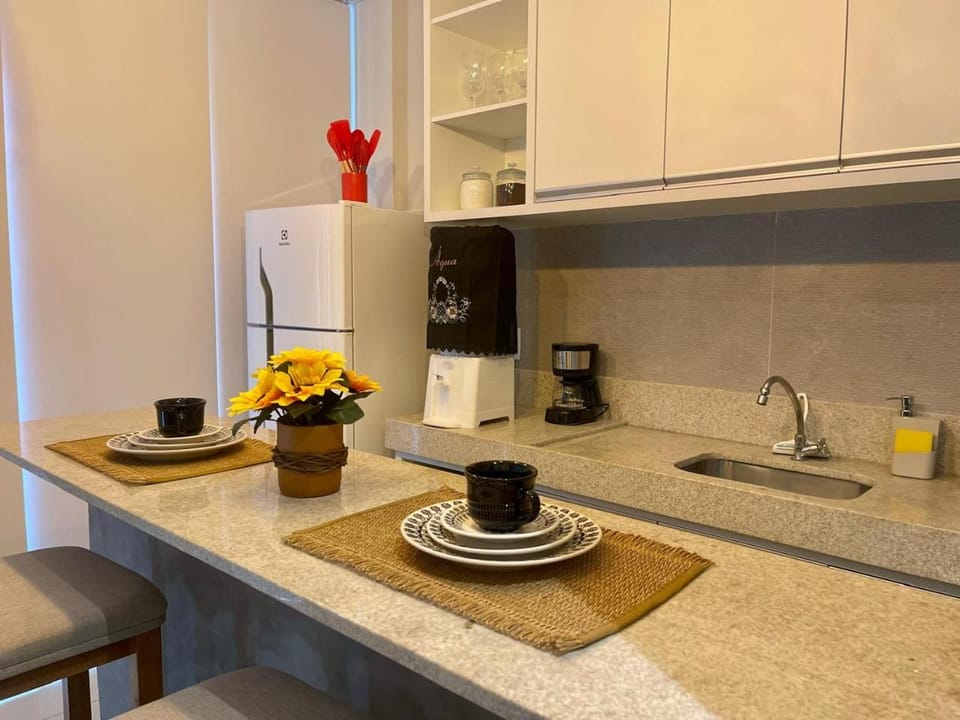 Coffee/tea facilities, Dining area, kitchen
