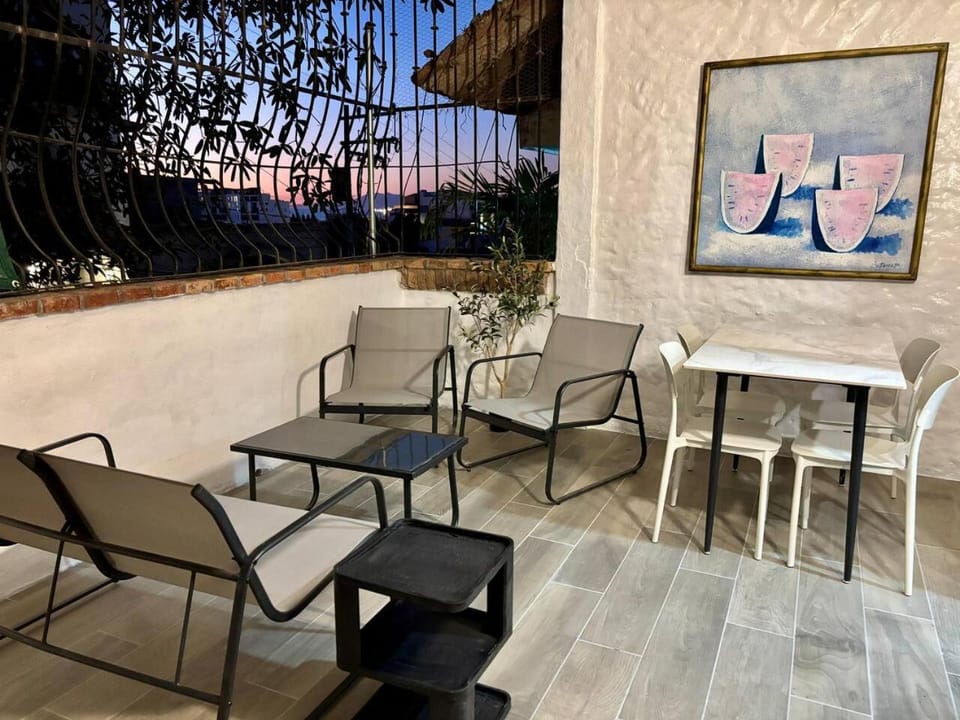 Patio, Balcony/Terrace