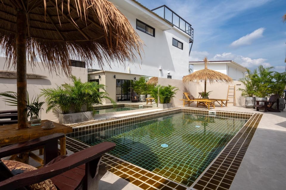 Manao Seaview Pool Villa38A - 5Mins Walk To Beach Villa in Sala Dan