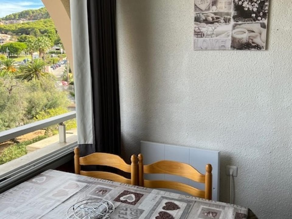 Studio avec parking privé à 500m de la plage - FR-1-338-603 Apartment in Occitanie