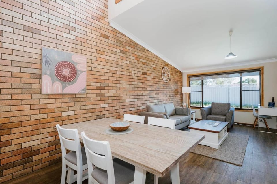 Other, Dining area
