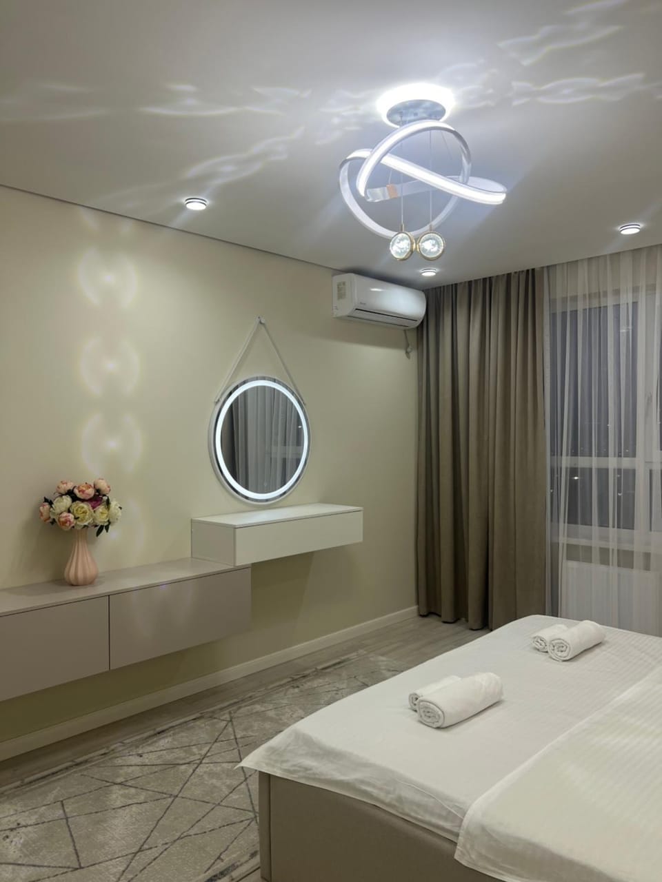Элитные апартаменты в ЖК Tumar Apartment от BI Group, комфорт и стиль в самом сердце Шымкента Apartment in Kazakhstan
