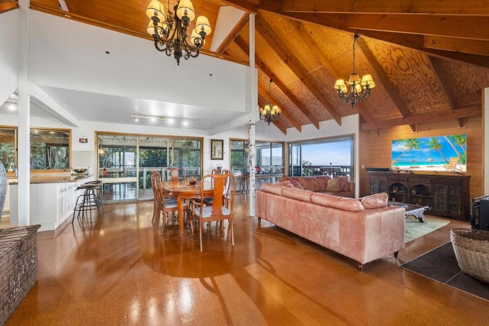 Moonrise Villa Beechmont Villa in Gold Coast