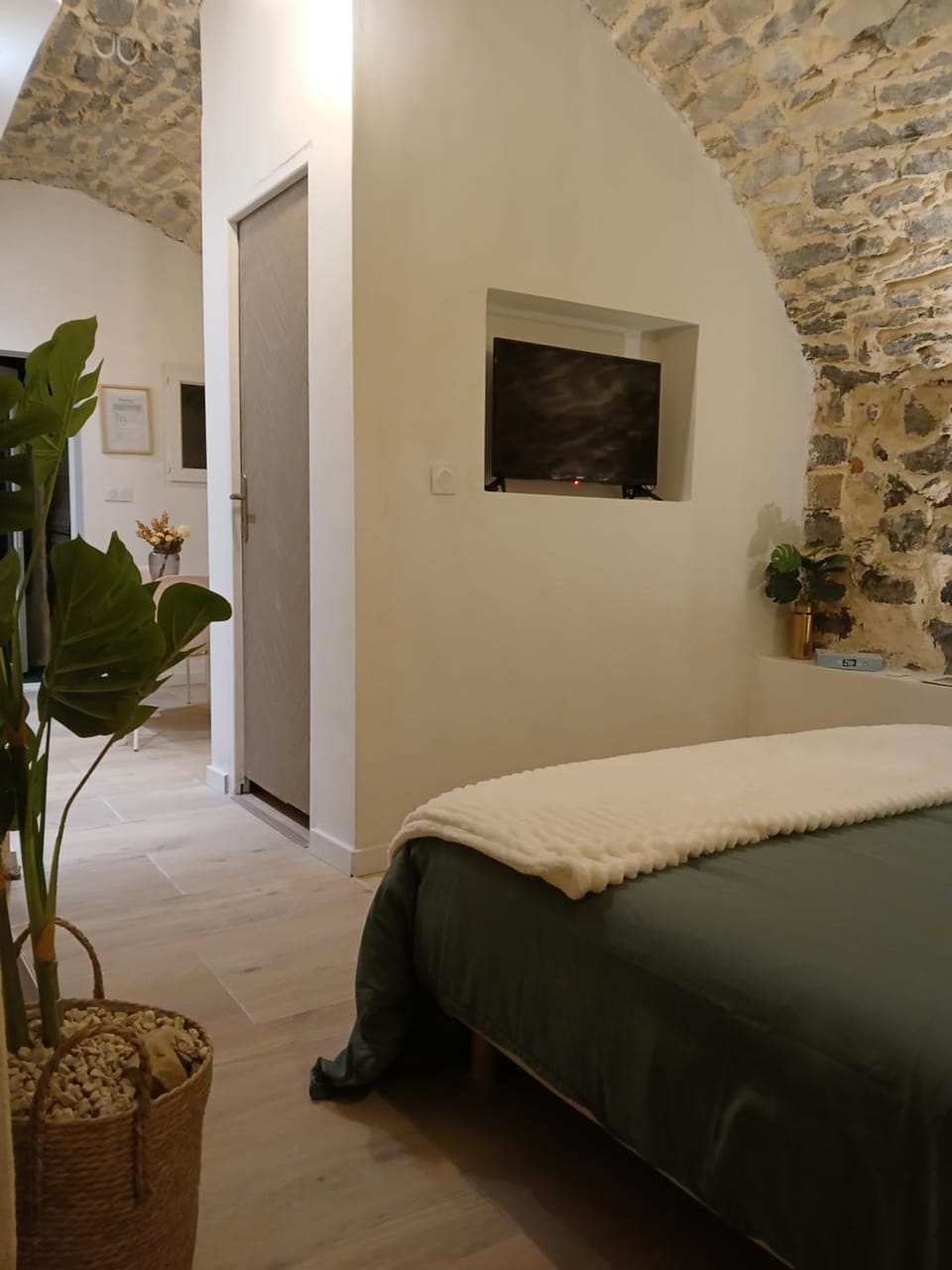 Escapade romantique ardéchoise Apartment in Provence-Alpes-Côte d'Azur