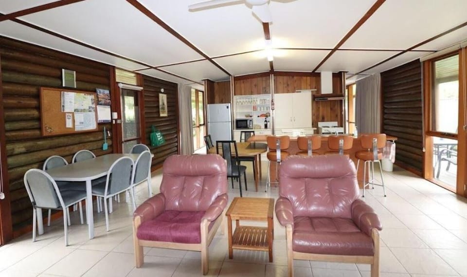 Short walk to beaches and town centre House in Mallacoota