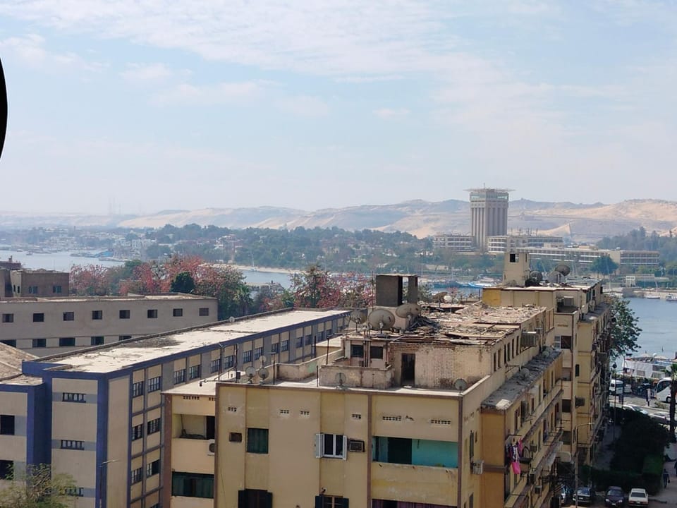 اسوان ـ خلف مول بلازا ـ بجوار فرست مول Apartment in Red Sea Governorate